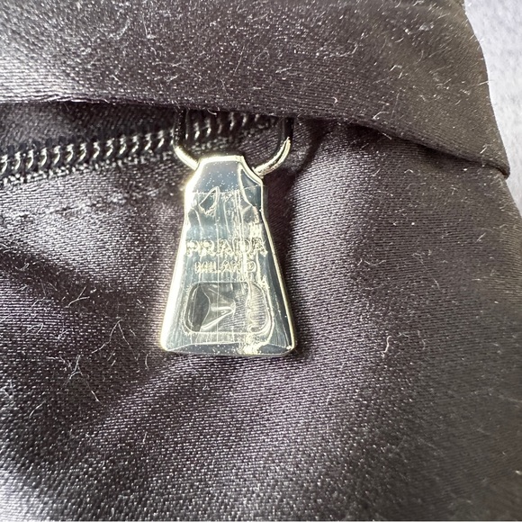 Prada jewellery pouch - Picture 3 of 4